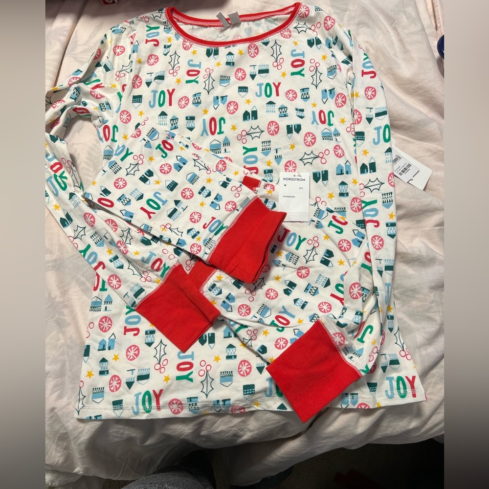 Nordstrom Joy Holiday Pajama Jogger Set in Size Medium
